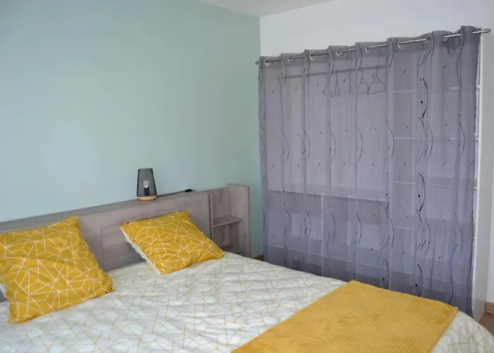 Casa de Férias Aux Abords De La Forêt Fougere (Vendee)