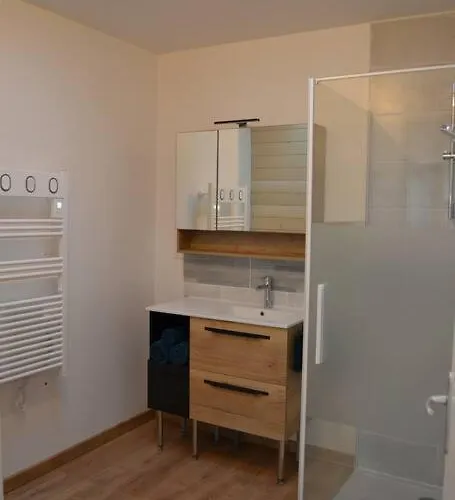 Casa de Férias Aux Abords De La Forêt *